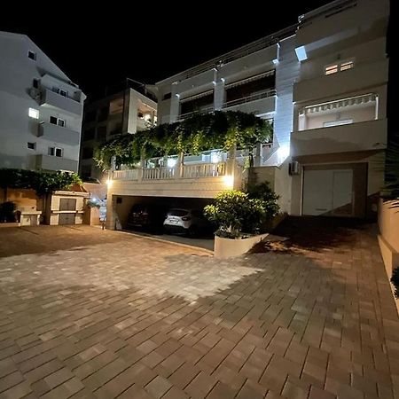 Apartments Stone Tučepi Eksteriør billede