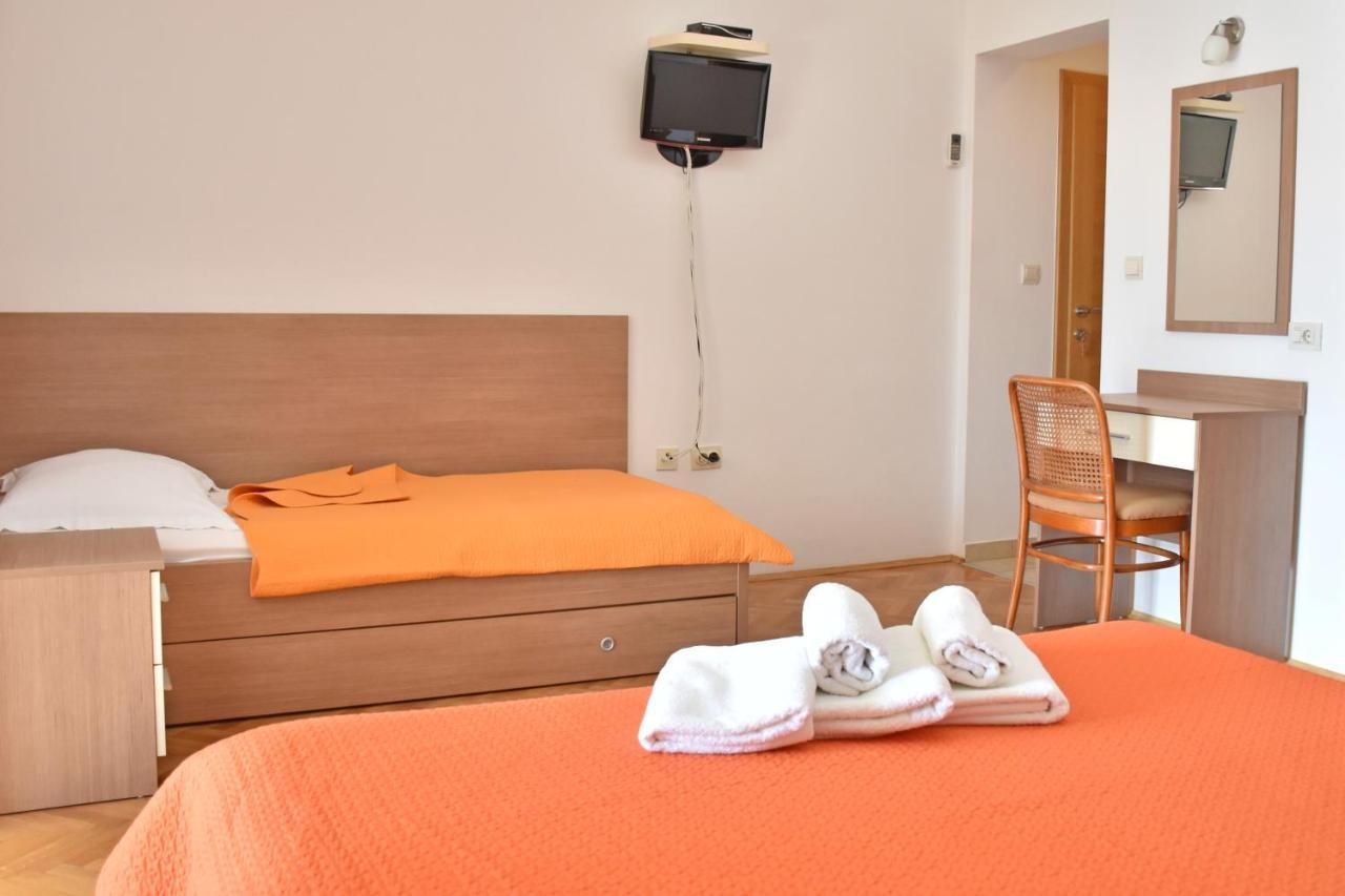 Apartments Stone Tučepi Eksteriør billede