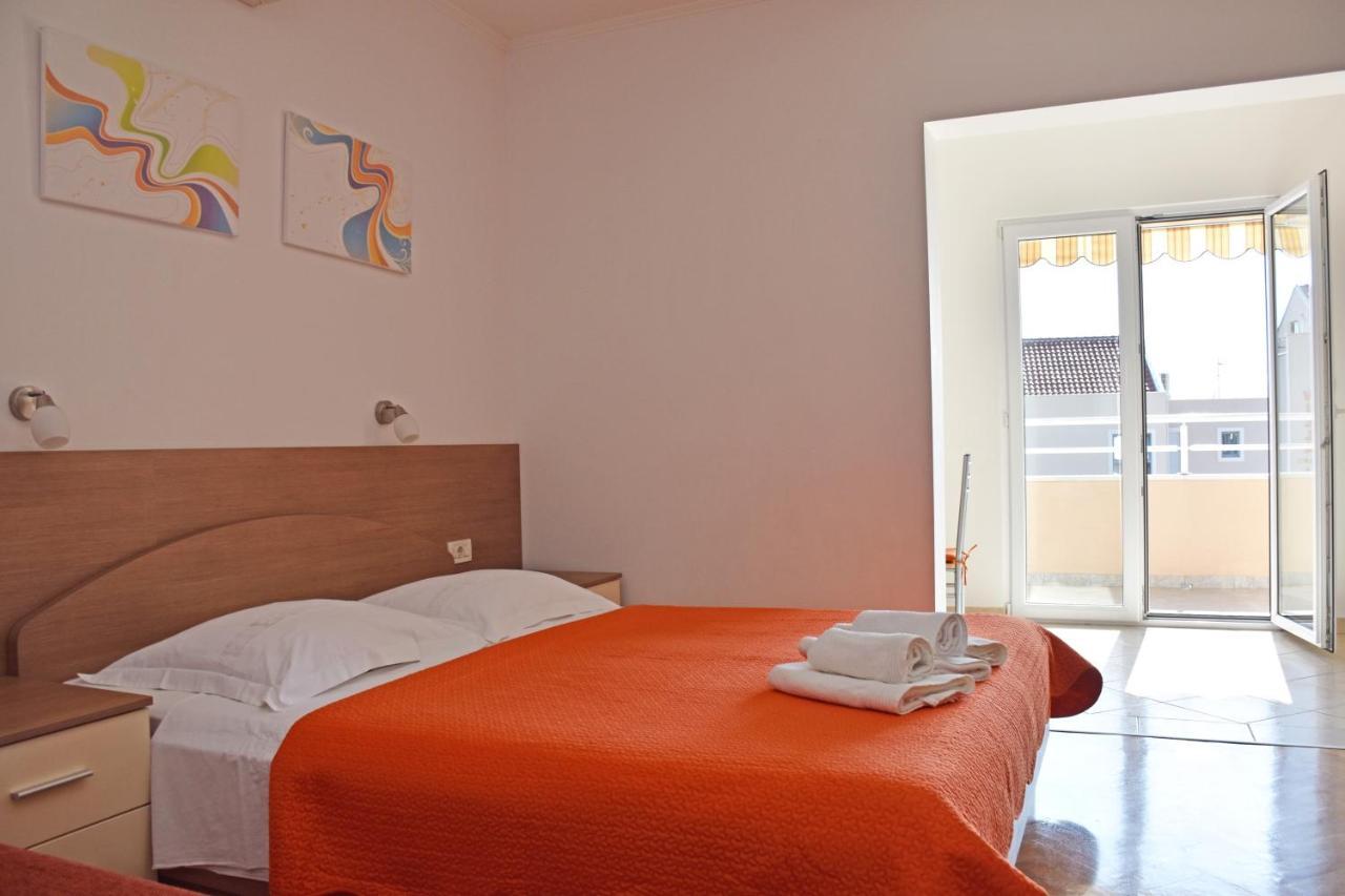 Apartments Stone Tučepi Eksteriør billede