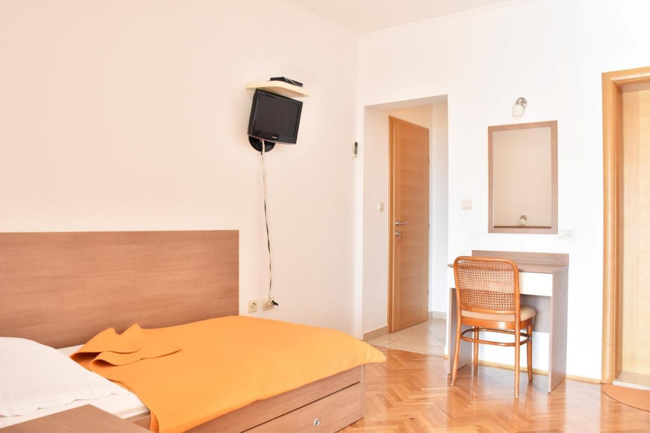 Apartments Stone Tučepi Eksteriør billede