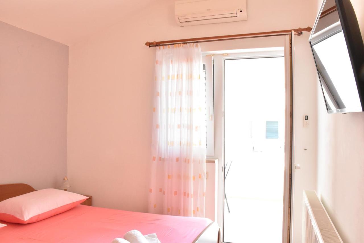 Apartments Stone Tučepi Eksteriør billede
