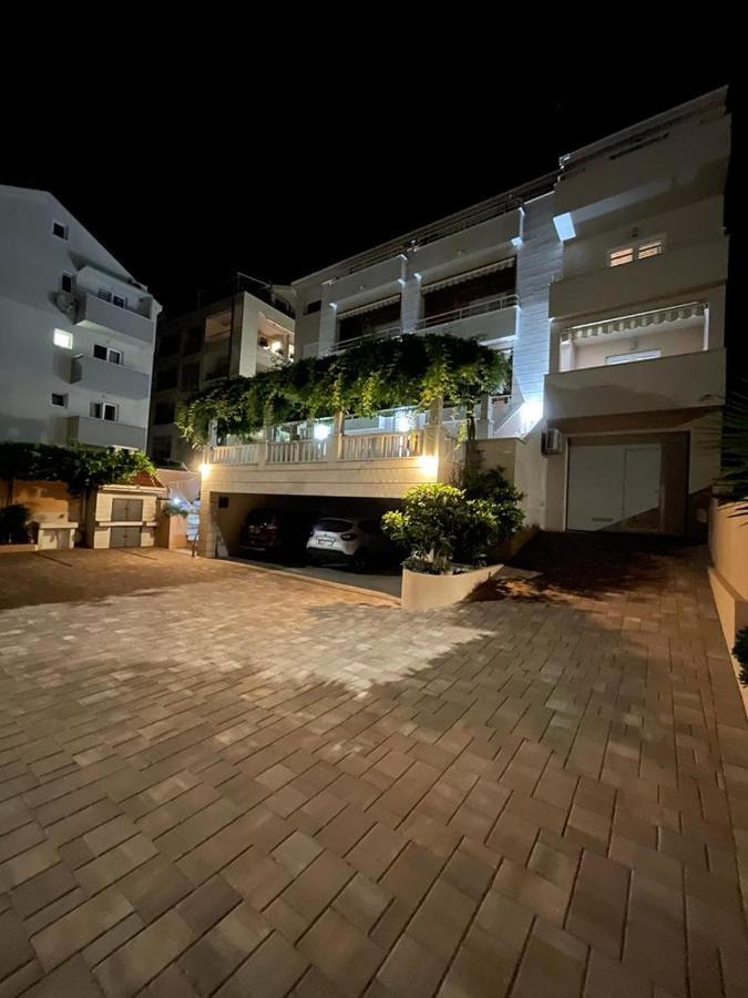 Apartments Stone Tučepi Eksteriør billede